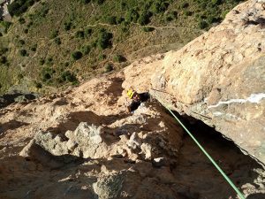 Guías Roca y Agua Benasque y Sierra de Guara escalada con Guía Cursos de escalada Riglos Ordesa