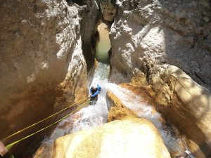 Guías Roca y Agua Barranqusimo Sierra de Guara y Benasque Formiga